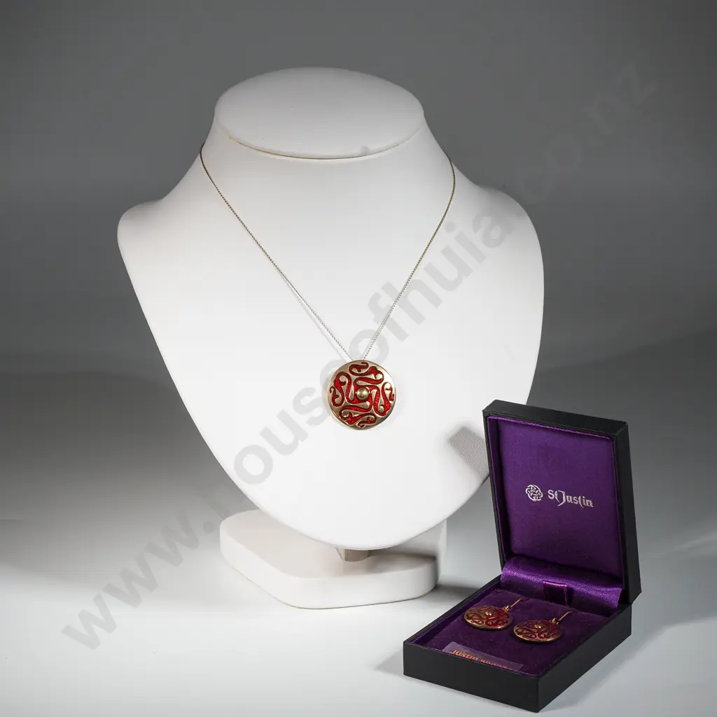 Cased Justin Bronze Earrings & Pendant  Image 1++