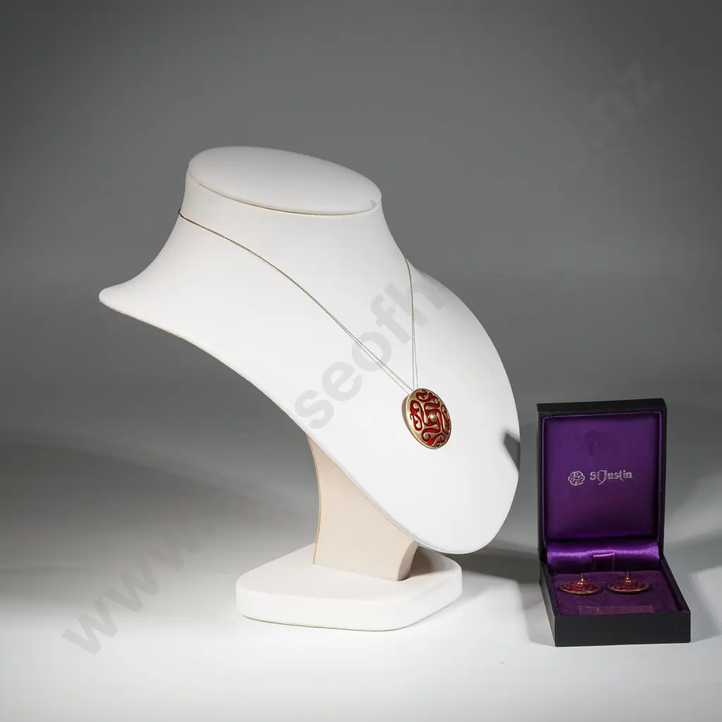 Cased Justin Bronze Earrings & Pendant  Image 1++