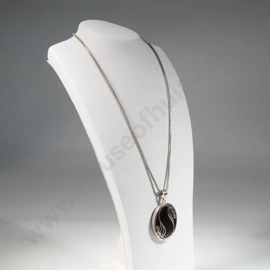 Sterling Silver Black Oval Pendant with Silver Swirl Decoration To Front & With A  Box Link Chain Image 1++