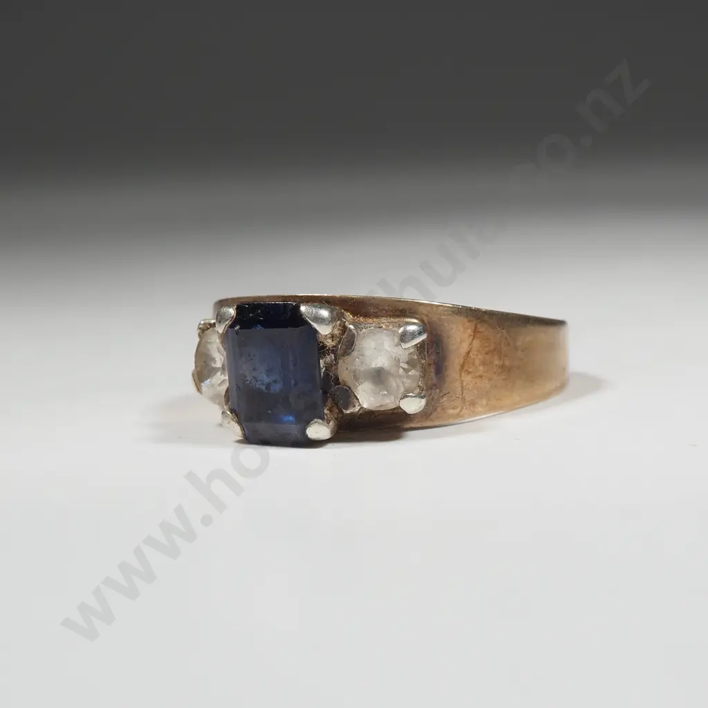 9ct Gold Ring Image 1++