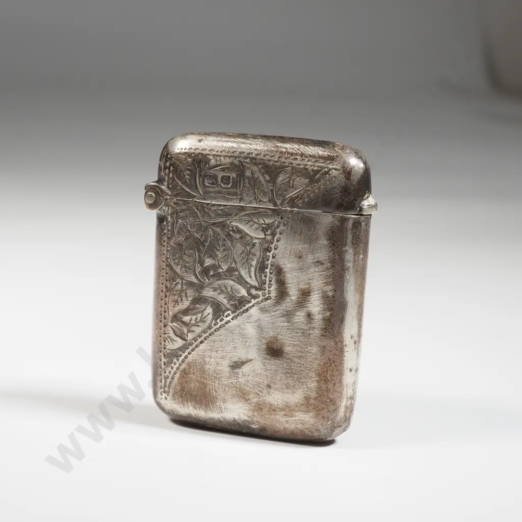 Sterling Silver Vesta Case With Engraved Ivy Leaf Decoration  Image 1++