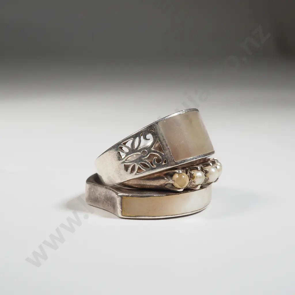 Three Sterling Silver Rings: Two Mother Of Pearl Band Set Ring & A Vintage Five Pearl Ring Image 1++