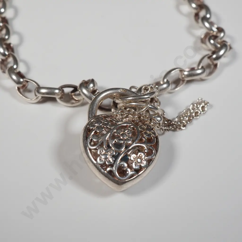 Sterling Silver Chain Link Bracelet With Filigree Heart Locket Set With A Blue Stone  Image 1++