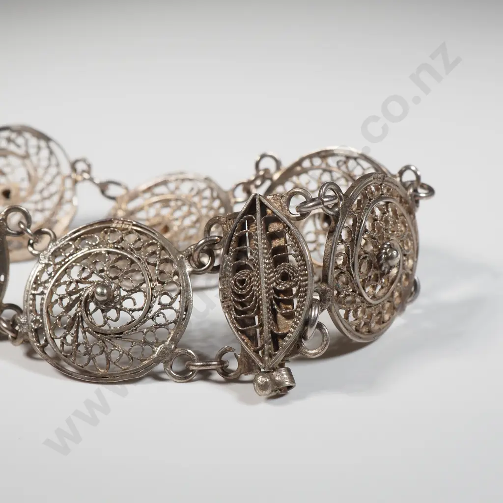 Sterling Silver Sectional Bracelet Comprised of Circular Filigree Medallions. Image 1++