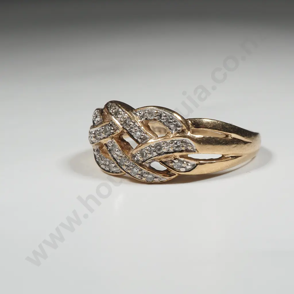 9ct Gold Ring Image 1++