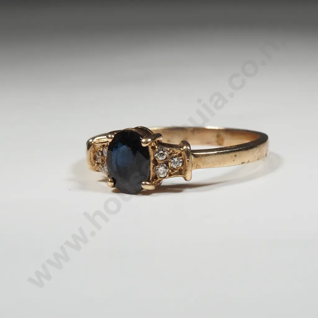 9ct Gold Sapphire Ring Image 1++