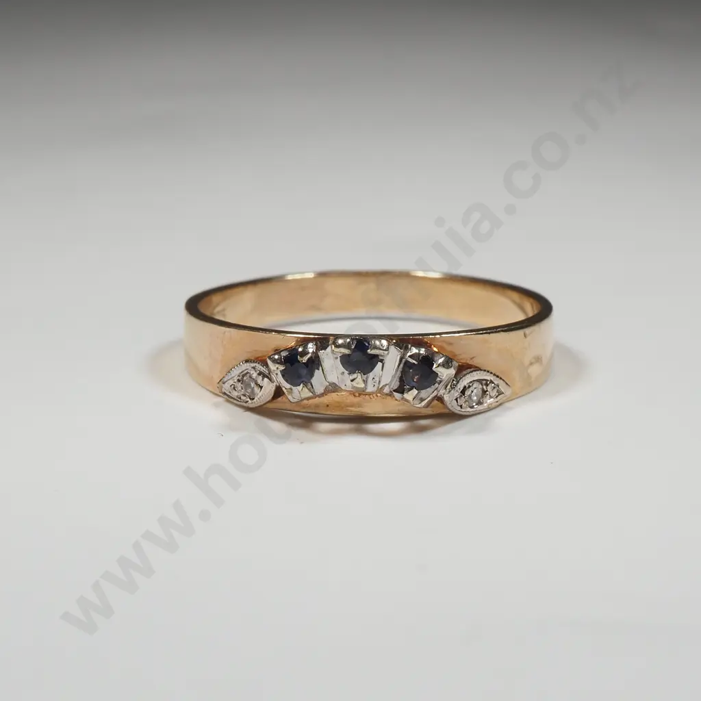 9ct Gold Ring Image 1++
