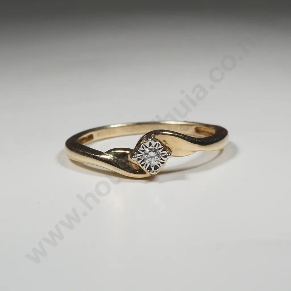 10ct Gold Michael Hill Ring Image 1++