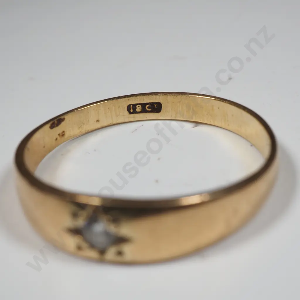 18ct Gold Diamond Ring Image 1++