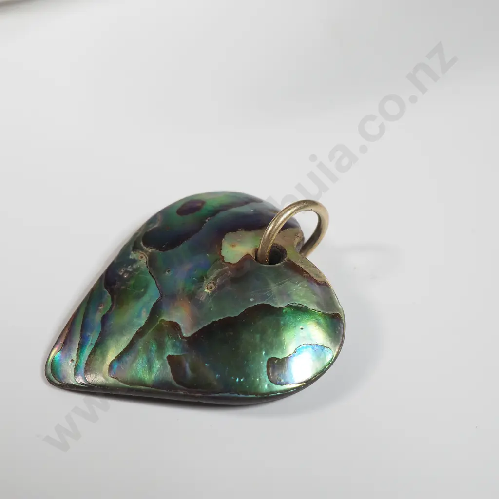 Greenstone Tiki On Chain & A Paua Shell Pendant  Image 1++