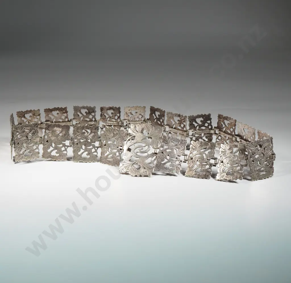 Antique S/P Nurses Belt Image 1++