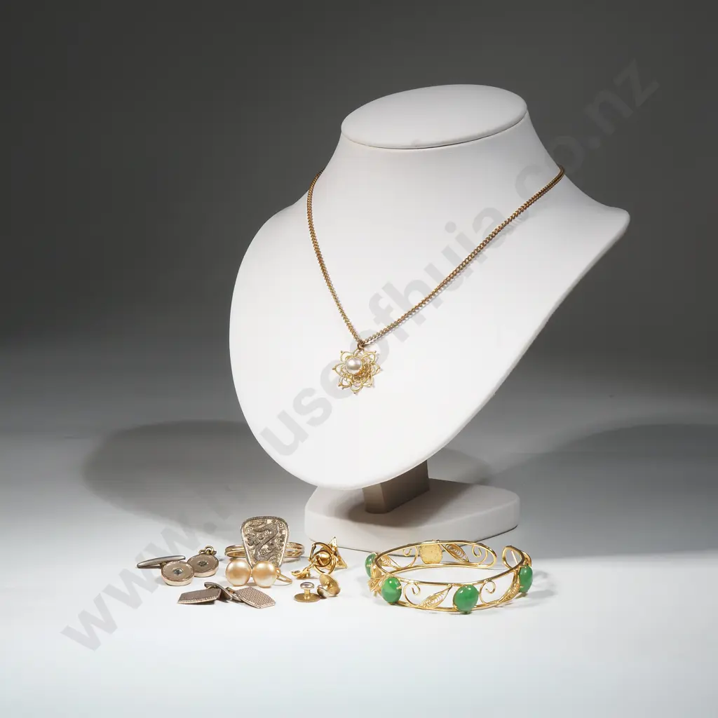 Assorted Gold Plate & Rolled Gold Items  Image 1++