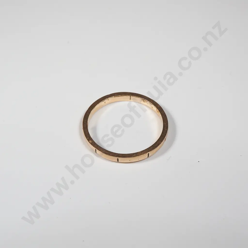 18ct Gold Wedding Band Image 1++