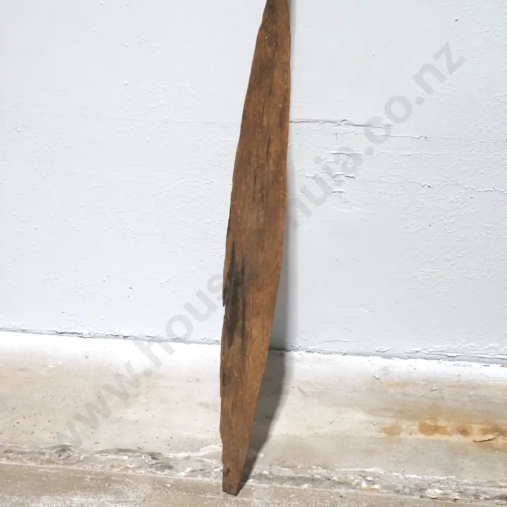 Pre-European Wooden Waka Hoe (Canoe Paddle) - Y16163 Image 1++