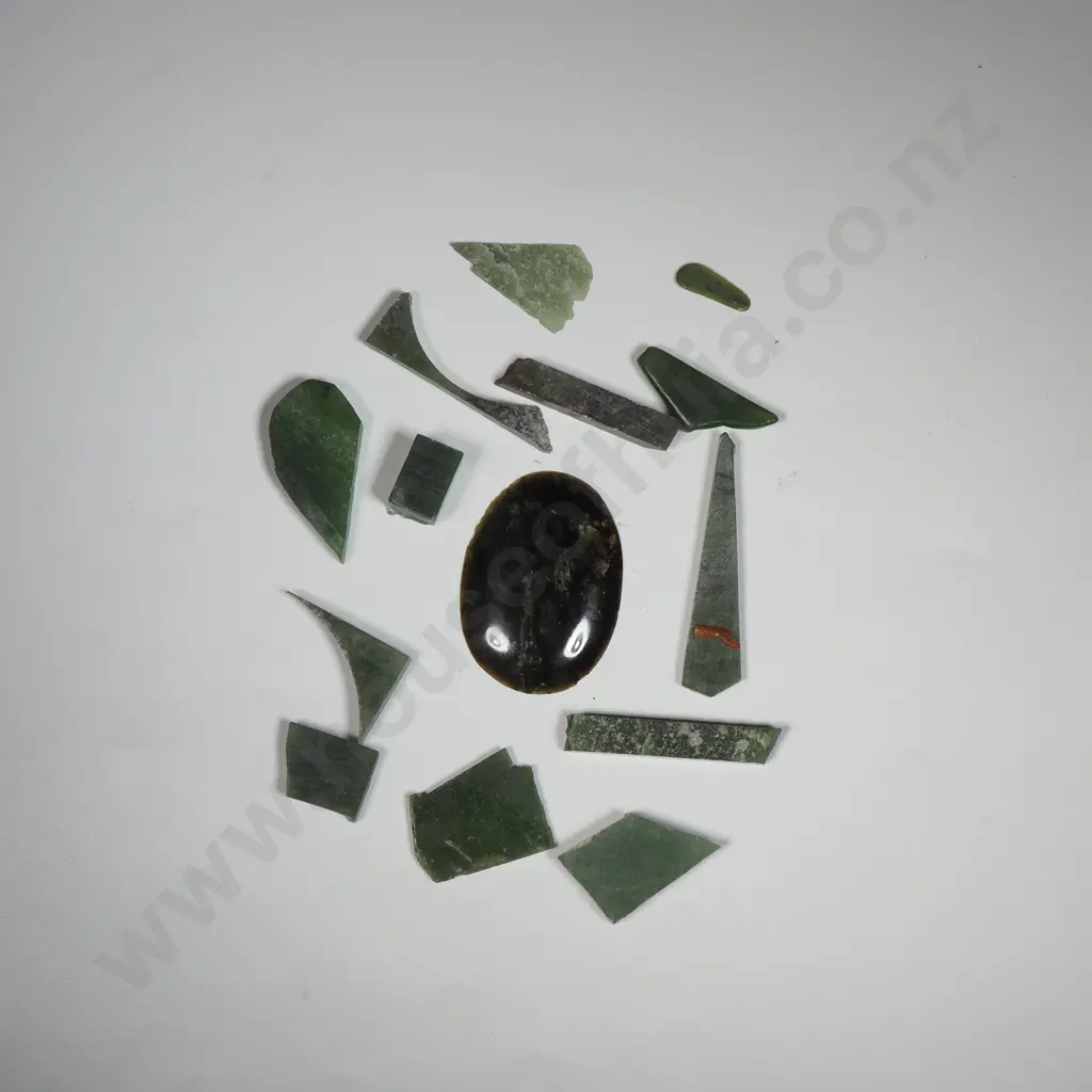 Bag of Greenstone Pieces Image 1++