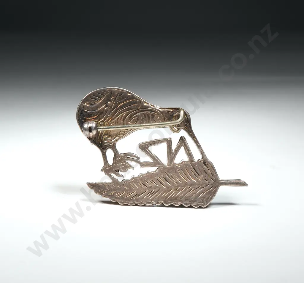 Sterling Silver & Paua Shell NZ Kiwi Brooch Image 1++
