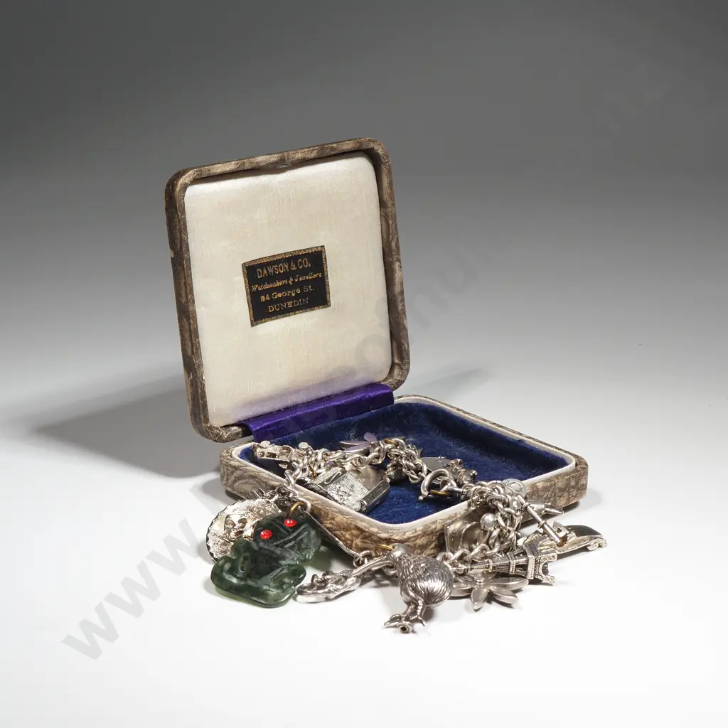 Exceptional Cased New Zealand Themed Sterling Silver Charm Bracleet - Incl Tiki / Kiwi / Paua Image 1++