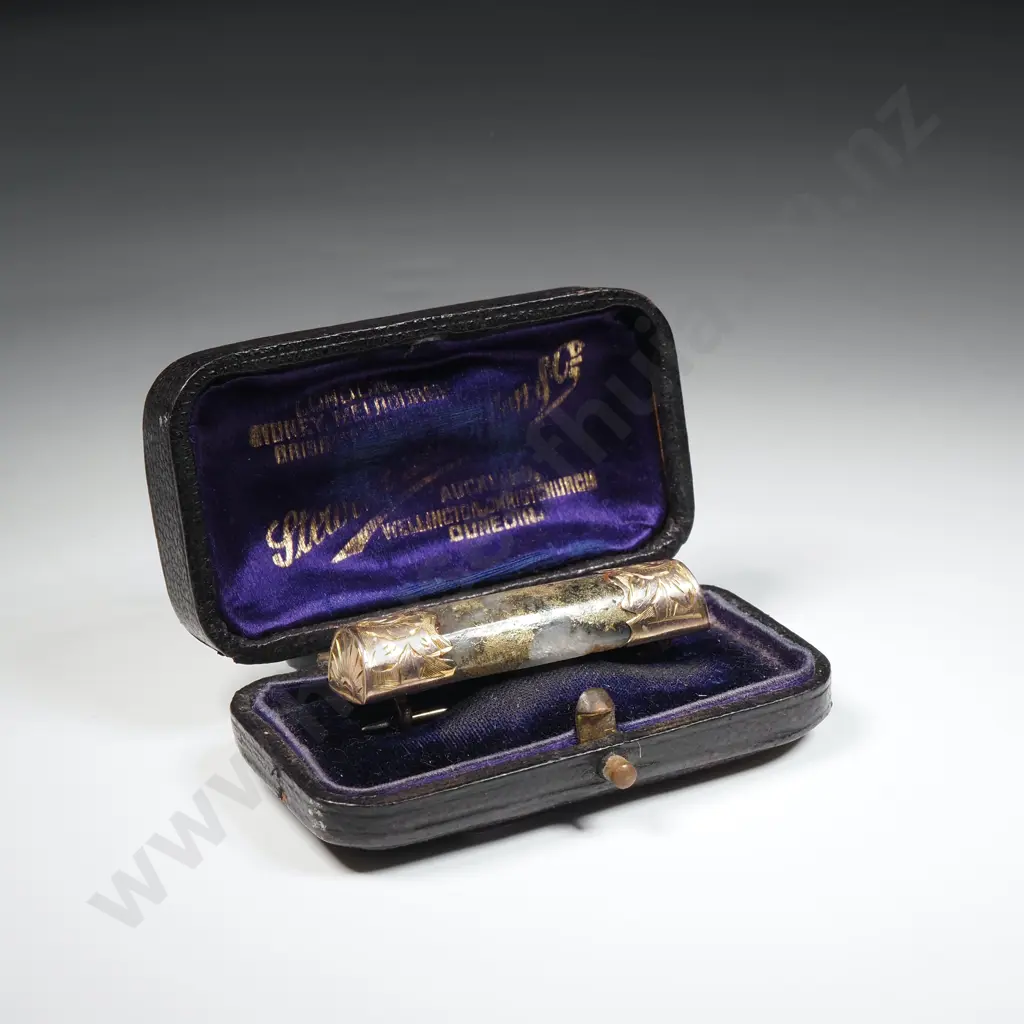 Exquisite New Zealand Gold Rush Gold Bearing Quartz Bar Brooch in Period Jewellers Box Image 1++