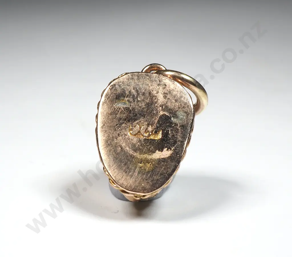 Colonial New Zealand Gold Bearing Quartz Specimen in 9ct Gold Mount Pendant Image 1++