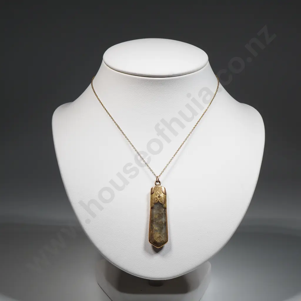 Cased Antique New Zealand Gold Bearing Quartz Pendant on G/P Chain Image 1++