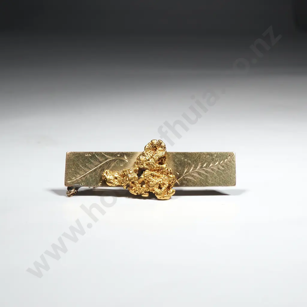 Impressive 15ct Gold New Zealand Brooch w Large Gold Nugget by Walsh & Co Jewellers Image 1++