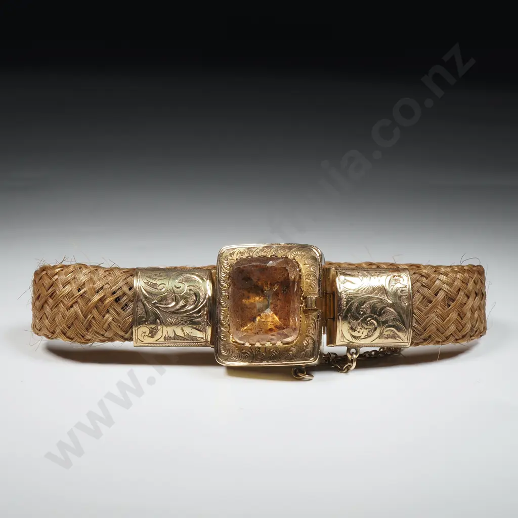Impressive New Zealand A Kohn Mourning Bracelet w 15ct Gold Ornate Mounts & Large Clear Gem in Period Kohn Box Image 1++