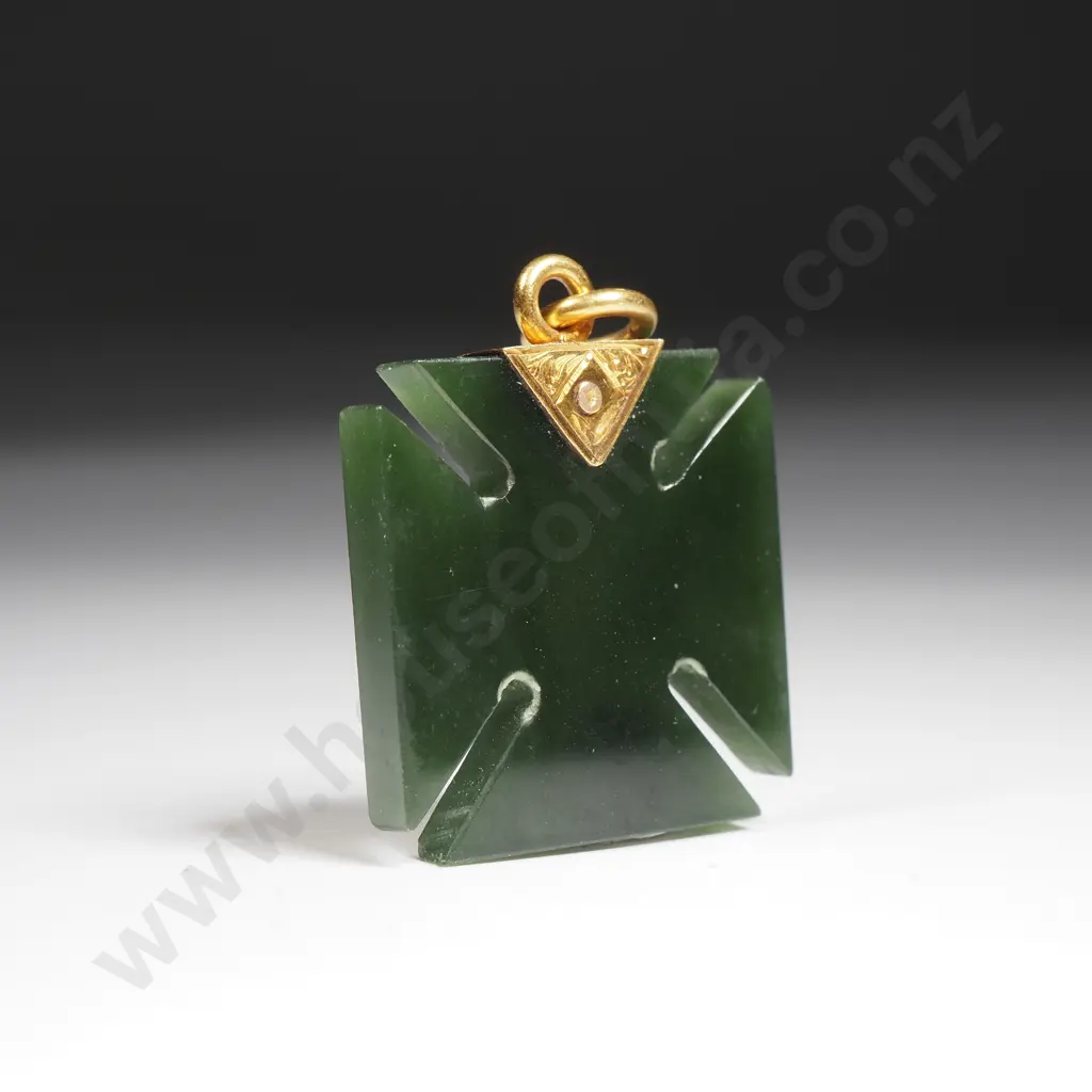 Antique Greenstone Maltese Cross w 9ct Gold Bail Image 1++