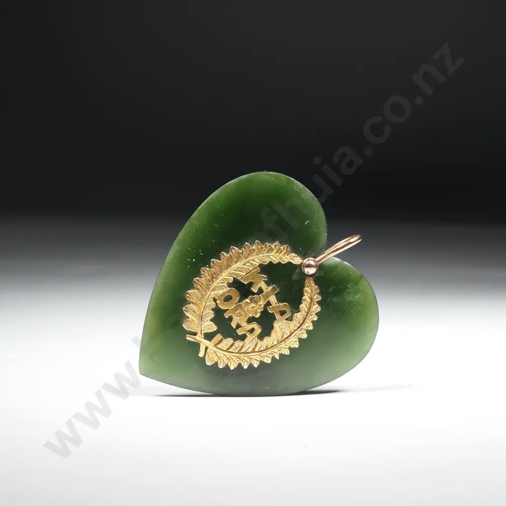 Colonial New Zealand 9ct Gold & Greenstone Kia Ora Heart Pendant Image 1++