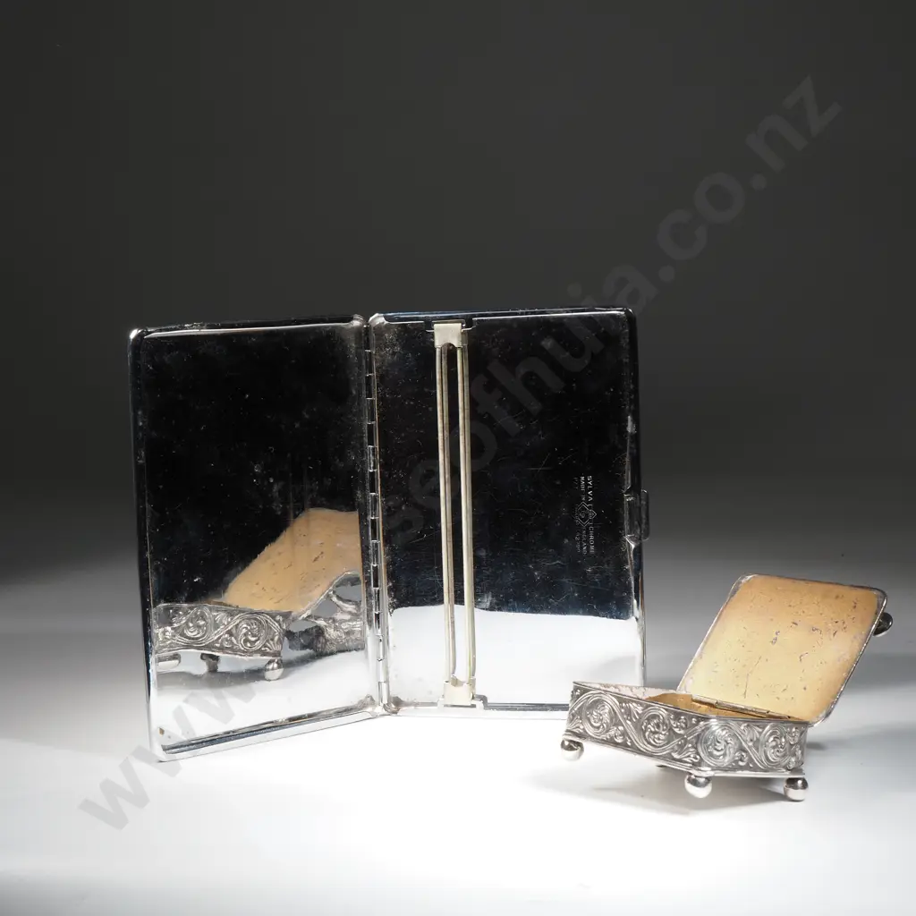 EP Silver Stud Box & Chrome Cigarette Case Image 1++