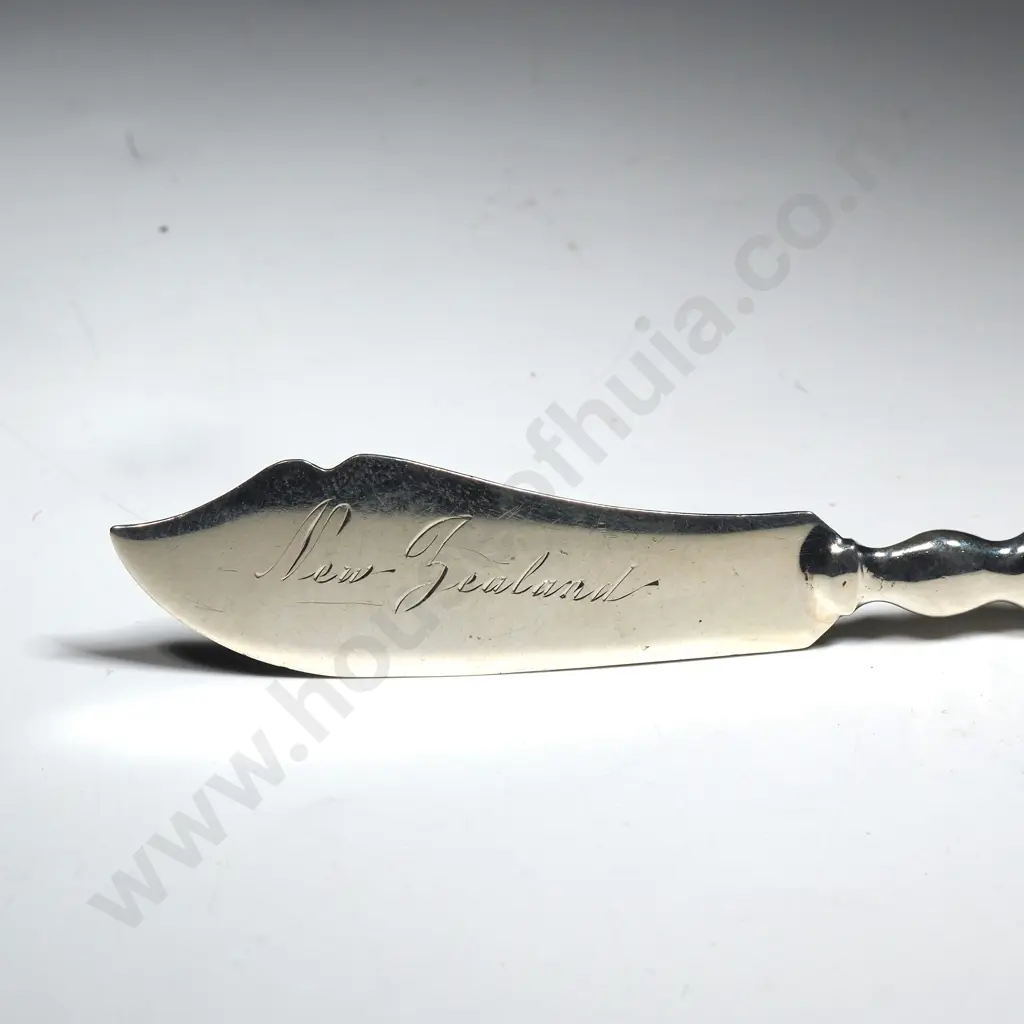 Sterling Silver & Greenstone Handle New Zealand Butter Knife Image 1++