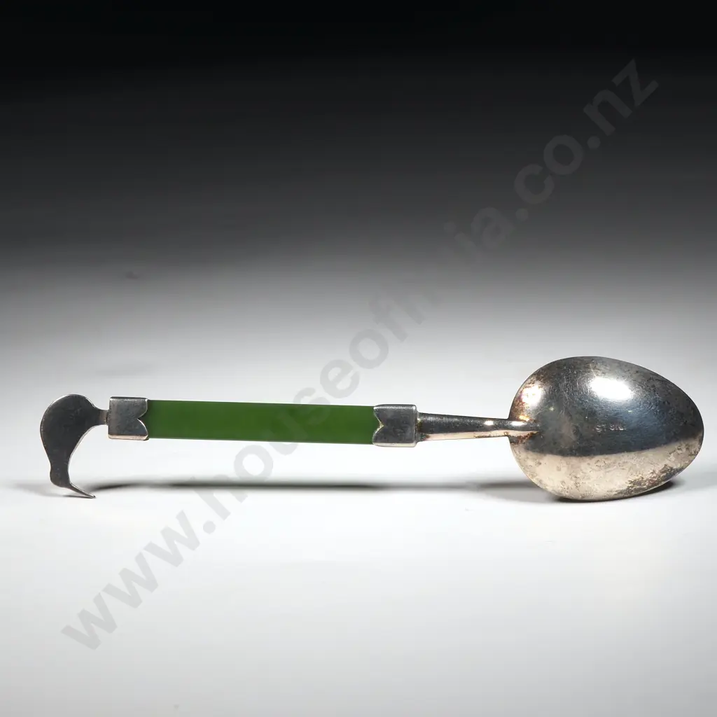 Greenstone Handled Spoon w Kiwi Finial - Sterling Silver Image 1++