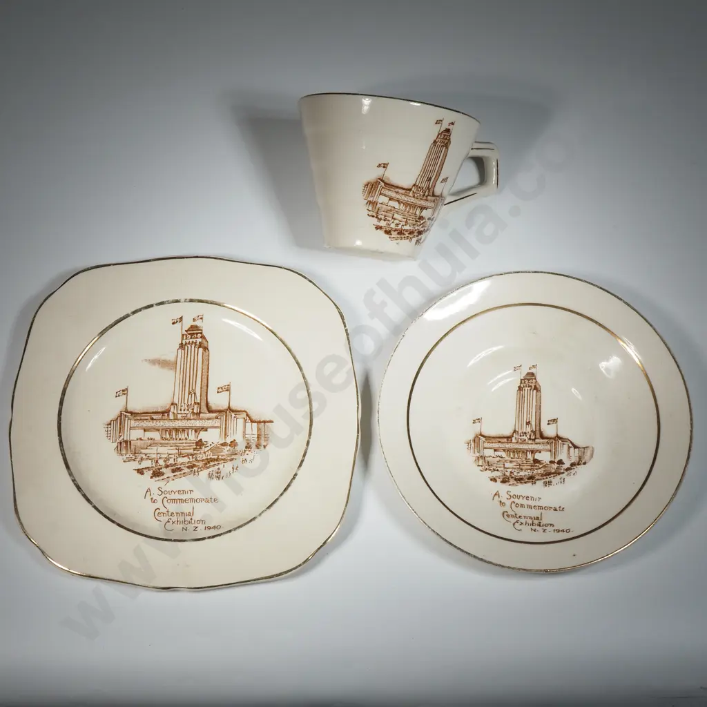 A Trio To Commemorate Centennial Exhibition Of New Zealand Manufactured By Holingshead & Kirkham Image 1++