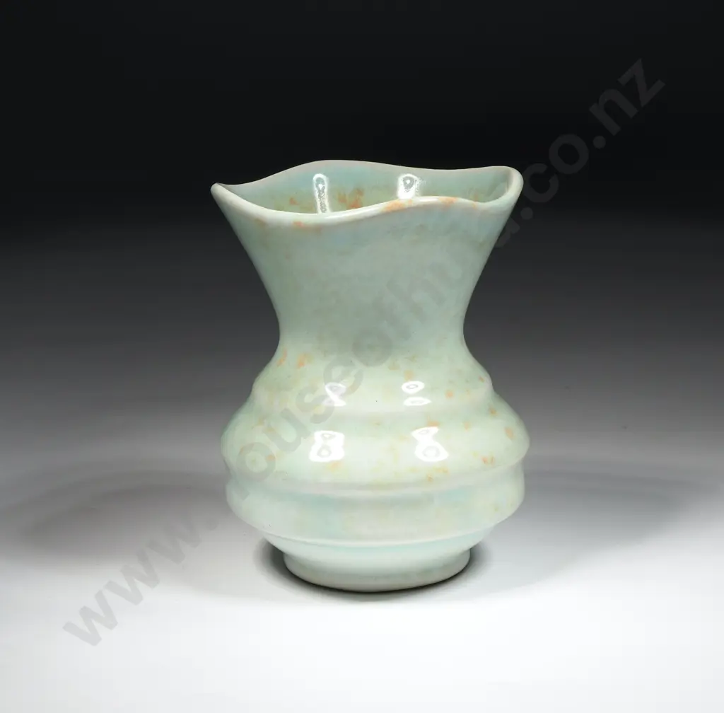 Small Ribbed Crown Lynn Vase w Celadon Glaze. No 64.  Image 1++