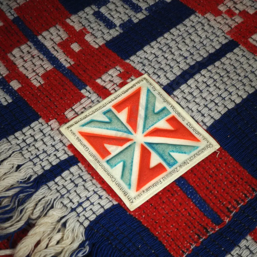 Vintage Mosgiel Woollens Picnic Blanket - Souvenir Of The Commonwealth Games 1974 Image 1++