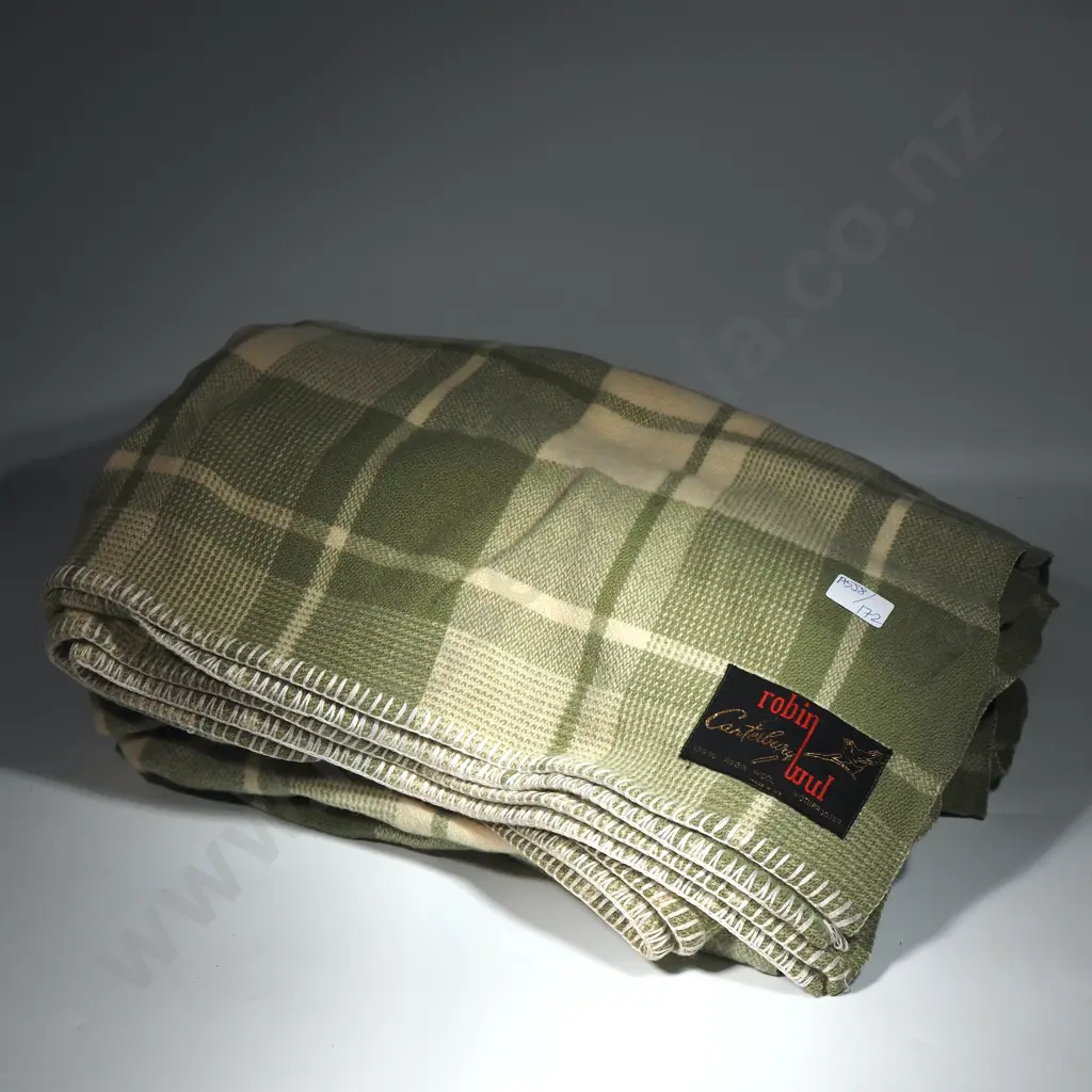 Green & White Double Checked NZ Wool Blanket. Robin Wul, Canterbury. Image 1++