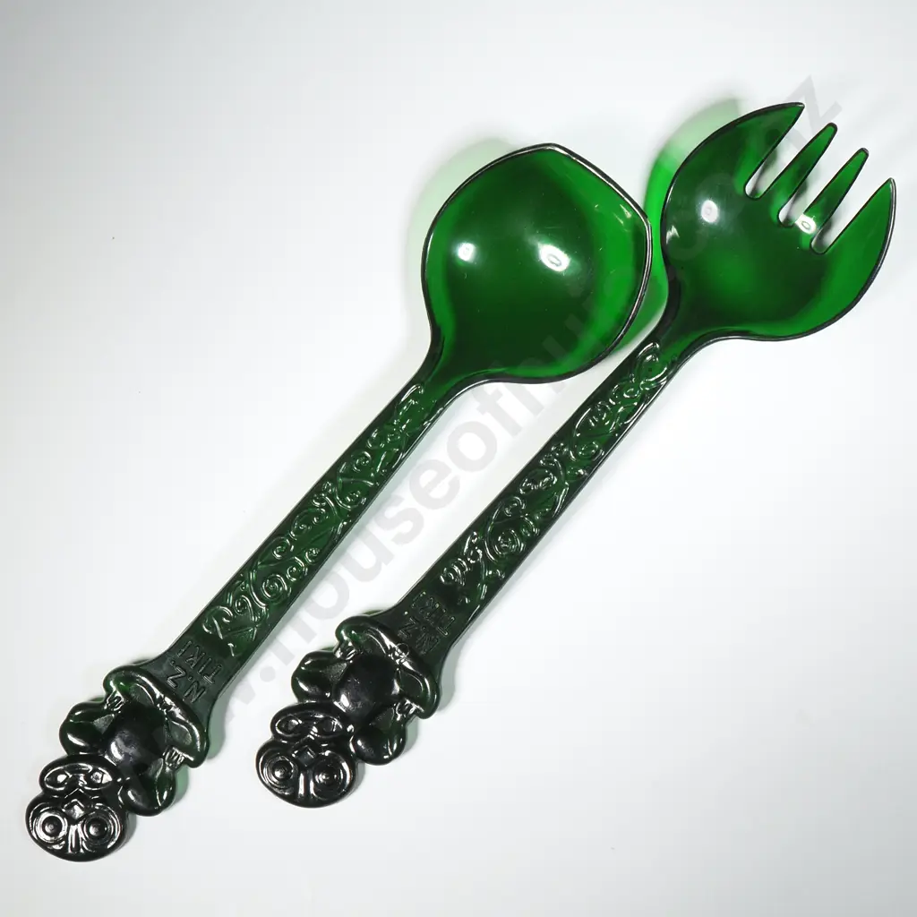 A Pair Of Vintage Green  Tiki Salad Servers Image 1++