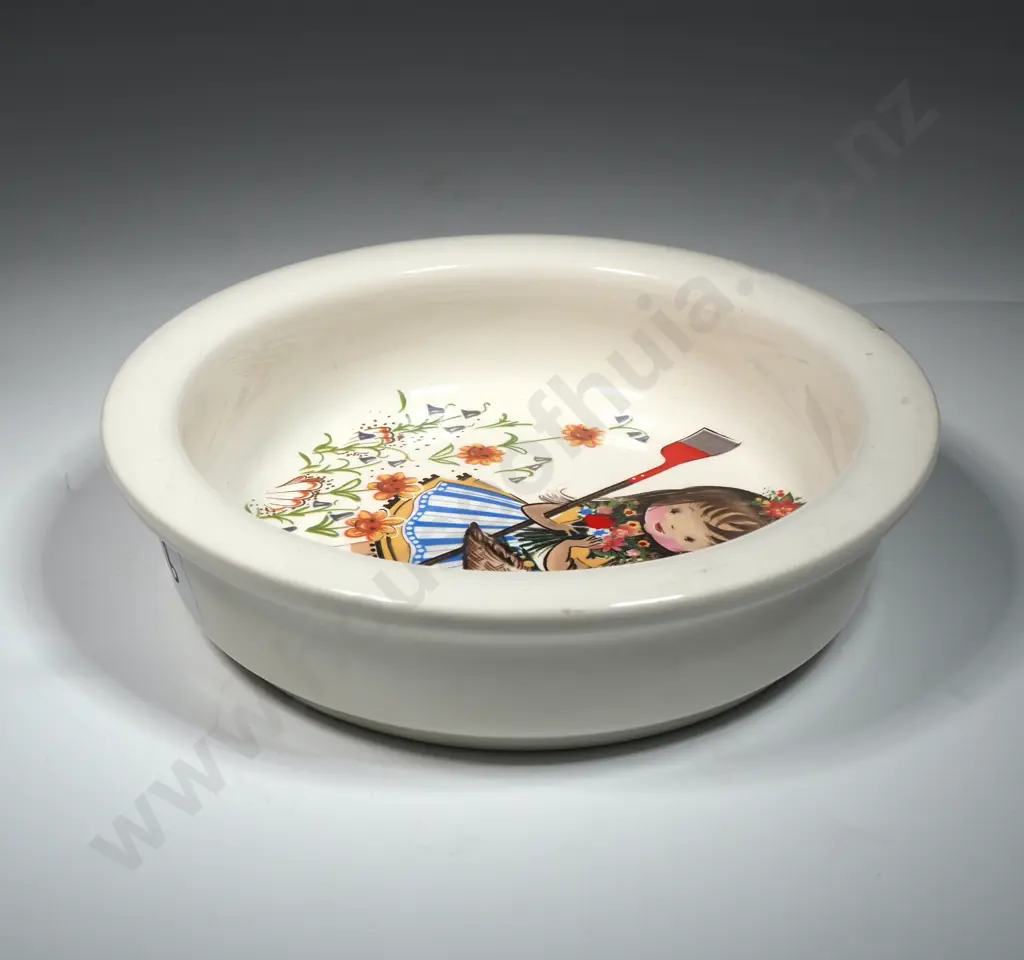 Kelston Ceramics (Crown Lynn) Nursery Ware Bowl. Circa 1970 Image 1++