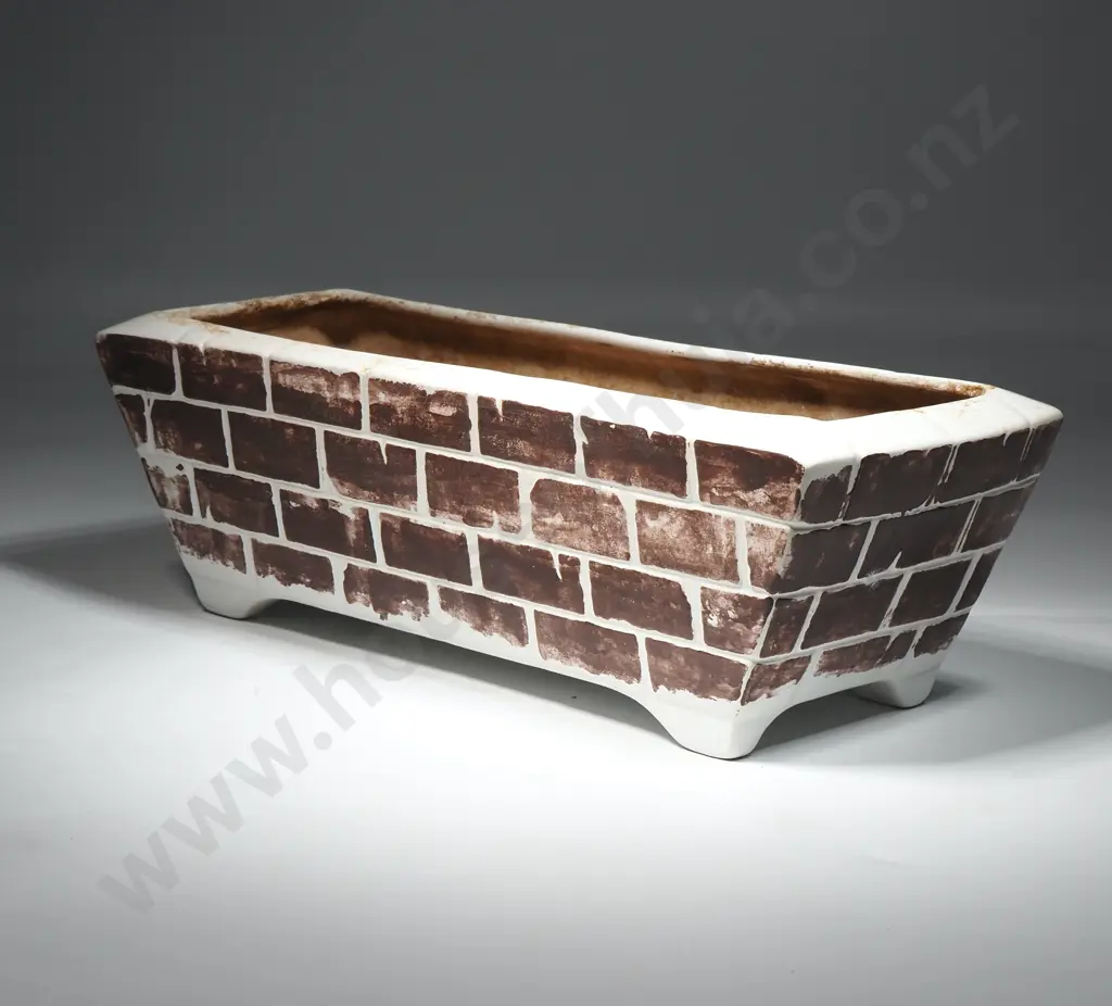 Crown Lynn Brick Trough Vase. Impressed No. 571 Image 1++