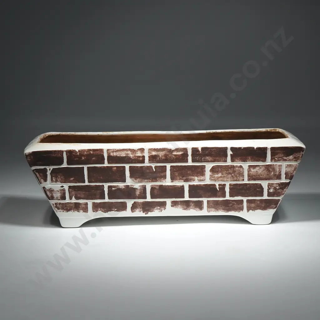 Crown Lynn Brick Trough Vase. Impressed No. 571 Image 1++