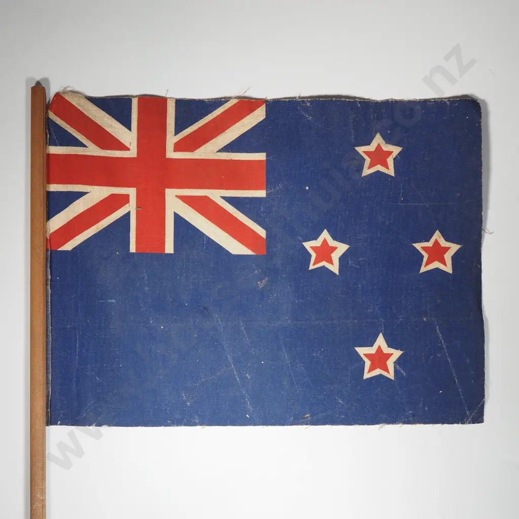 Vintage New Zealand Patriotic Flag  Image 1++
