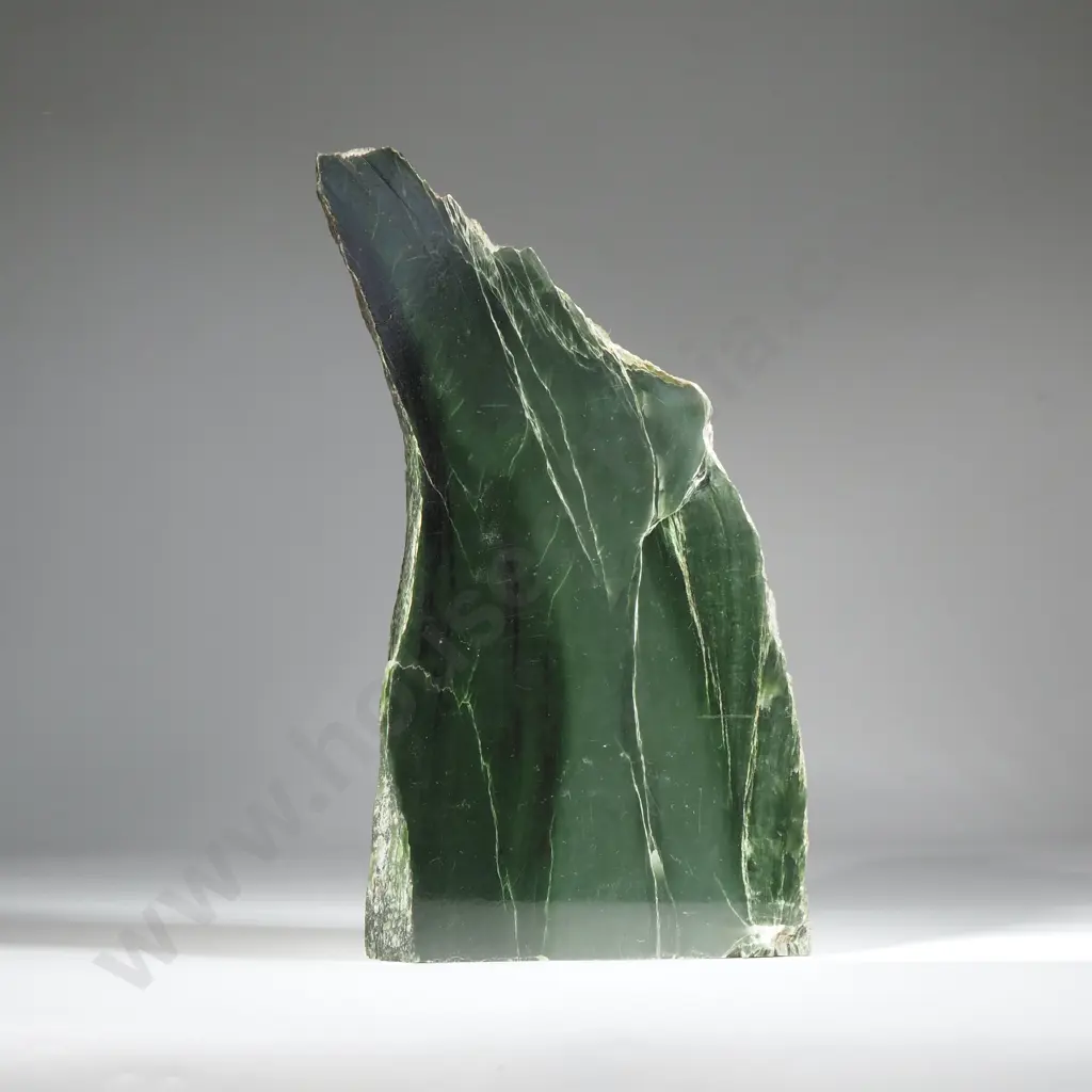 Large Piece Of New Zealand Greenstone Or Pounamu  Image 1++