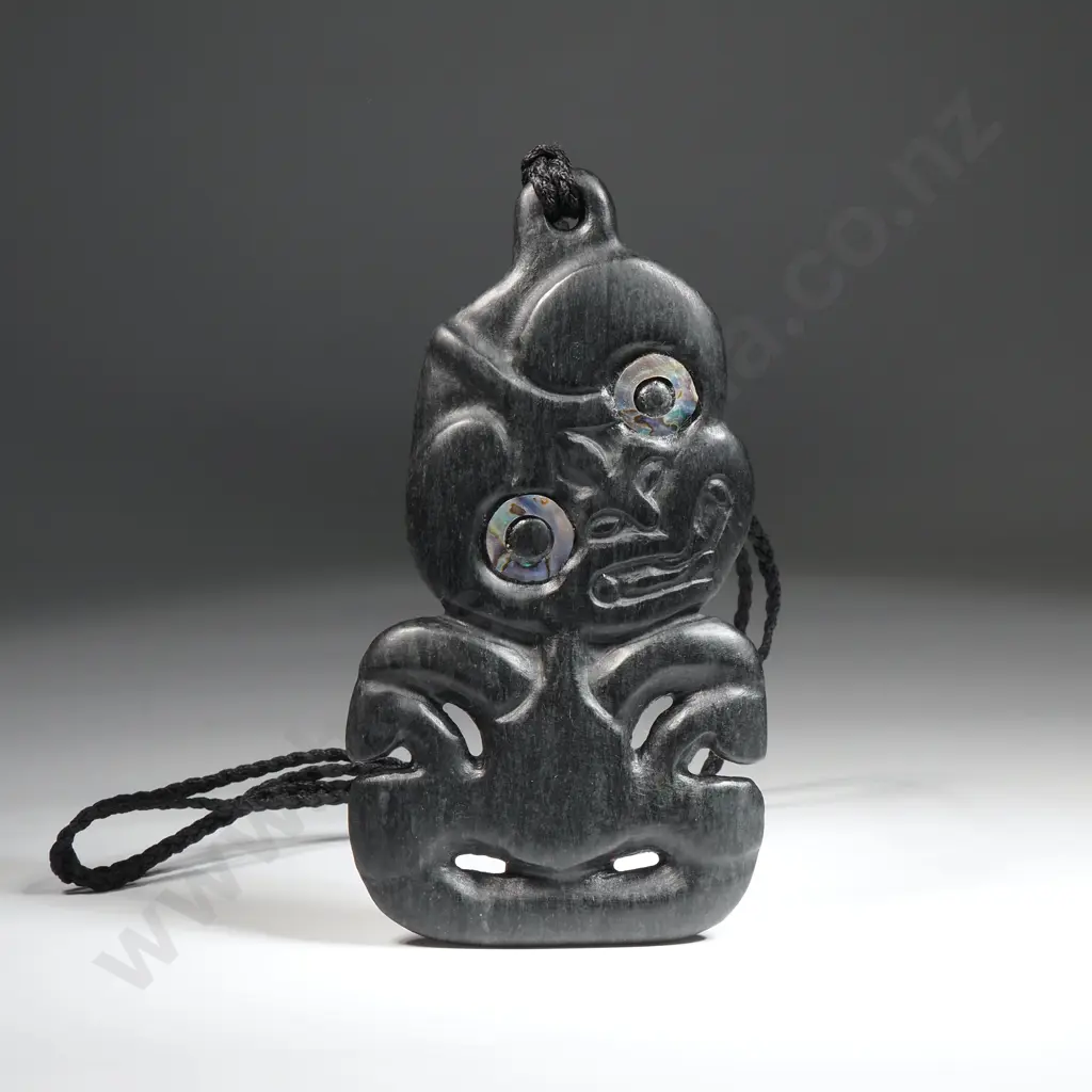 Large Pounamu Hei Tiki  Image 1++