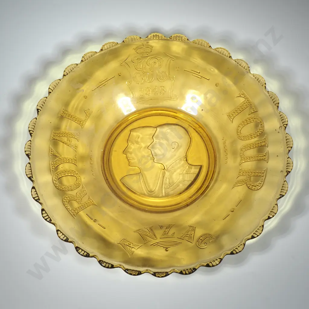 Molded Amber Glass Royal Visit Plate 1949 ANZAC Tour  Image 1++