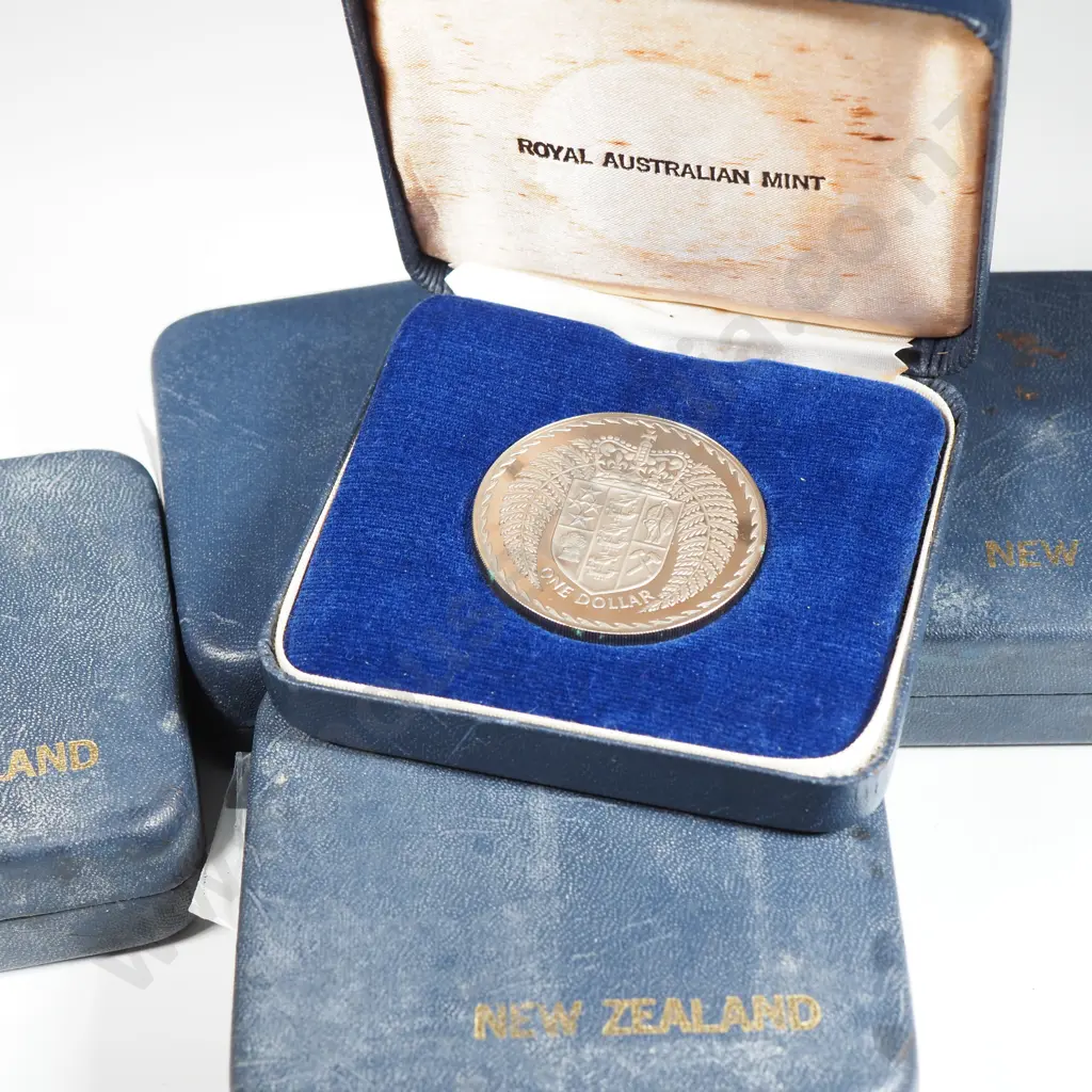 Five New Zealand 1972 Proof Dollars - CV $250 NZD Image 1++