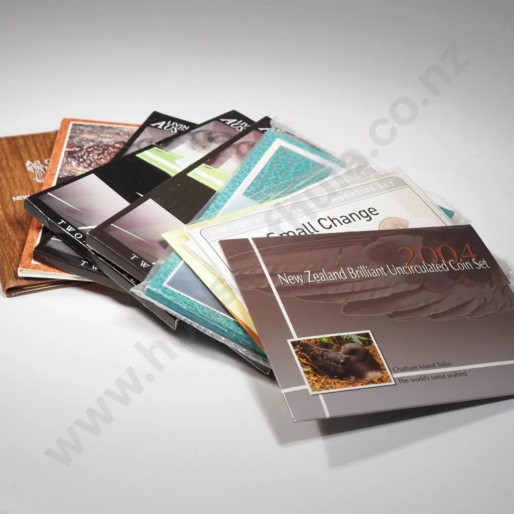 10 New Zealand Uncirculated Coin Sets  Image 1++