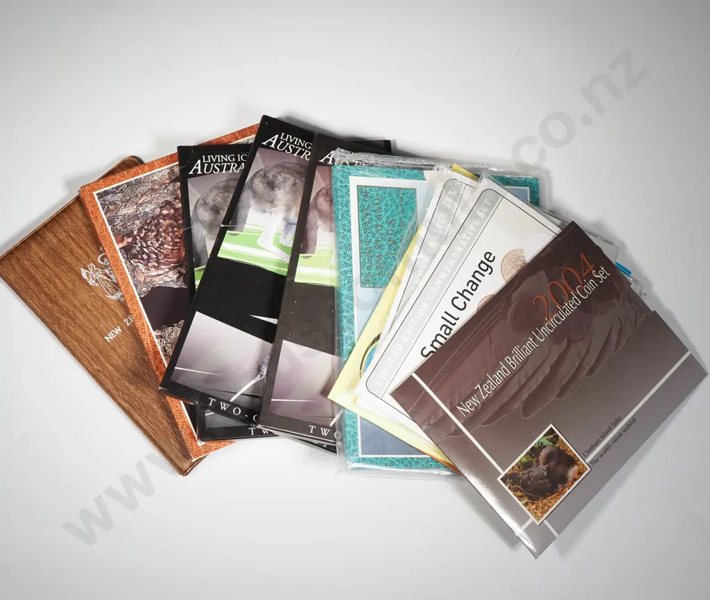 10 New Zealand Uncirculated Coin Sets  Image 1++