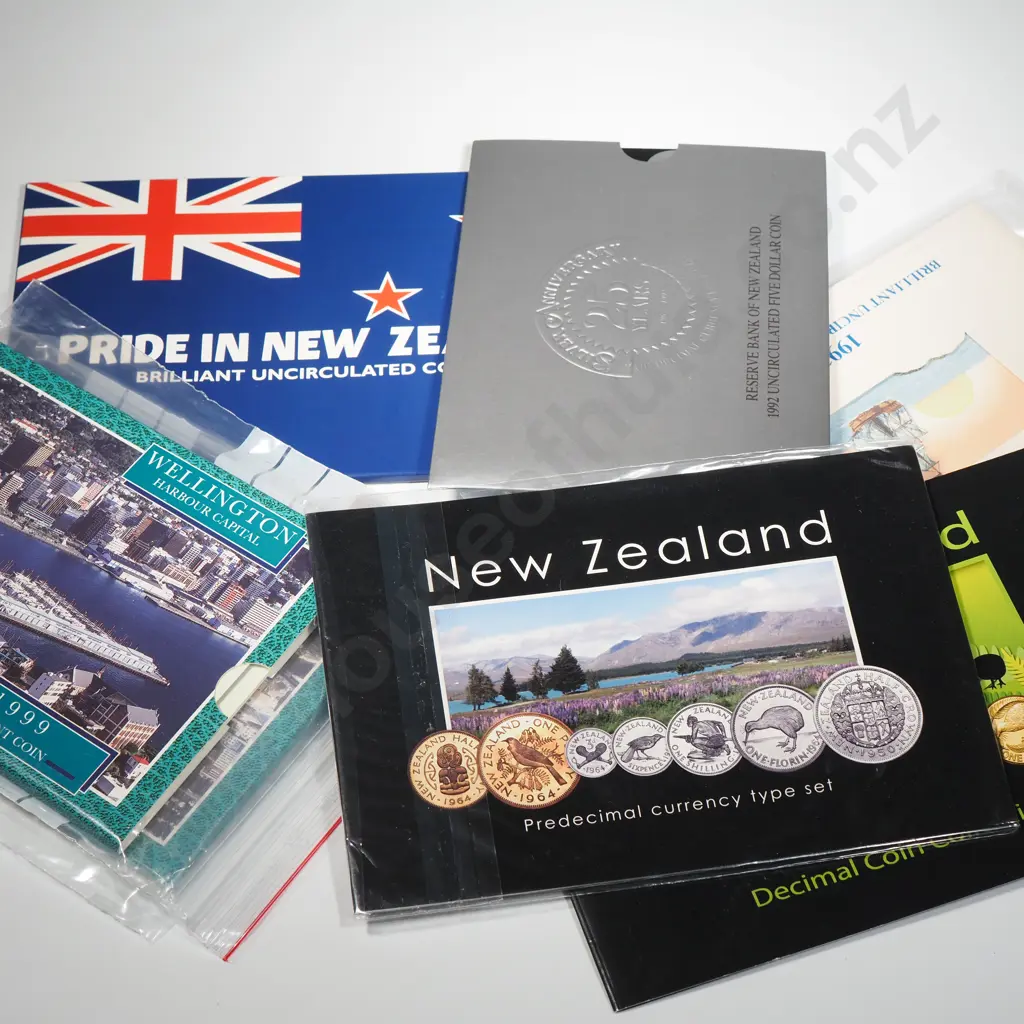 Seven  New Zealand Uncirculated Coin Sets  Image 1++