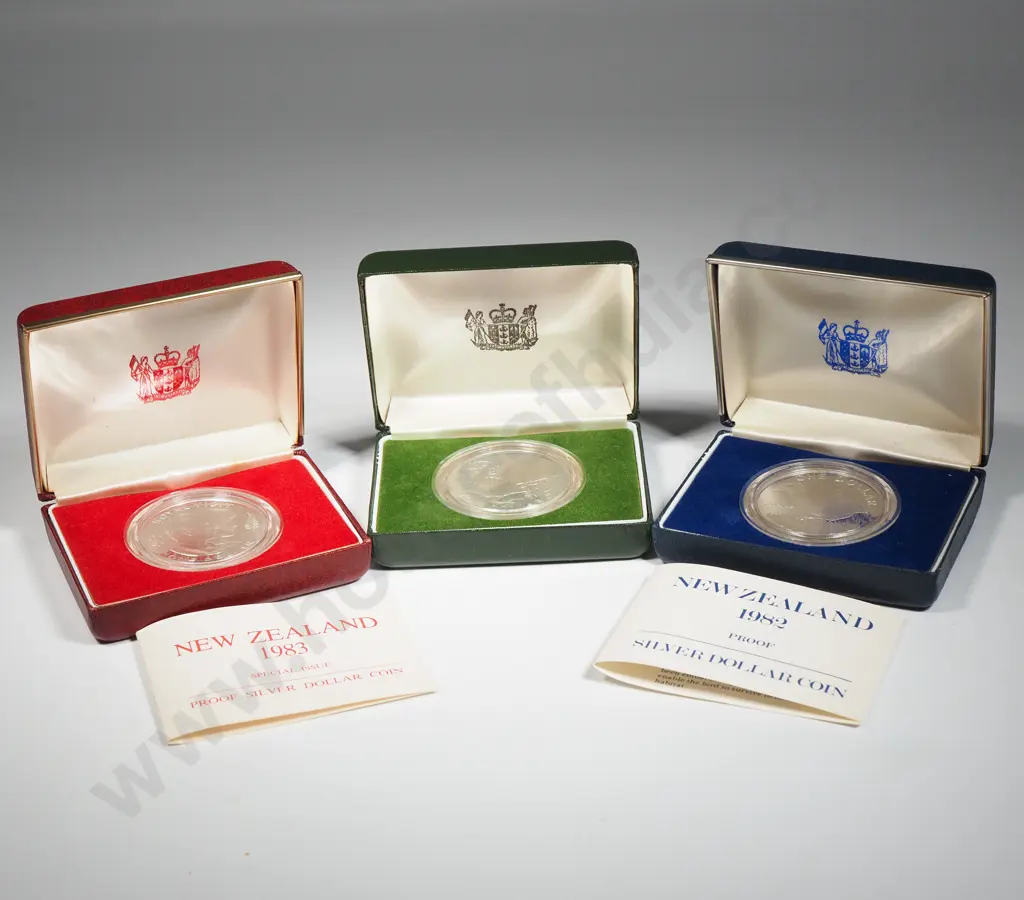 Three New Zealand Cased Silver Proof Dollar Coins  Image 1++