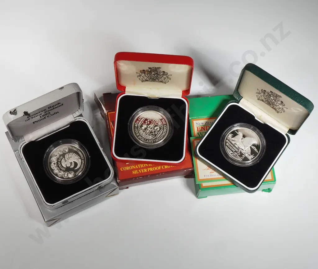 Three Cased New Zealand Sterling Silver Proof Five Dollars  Image 1++