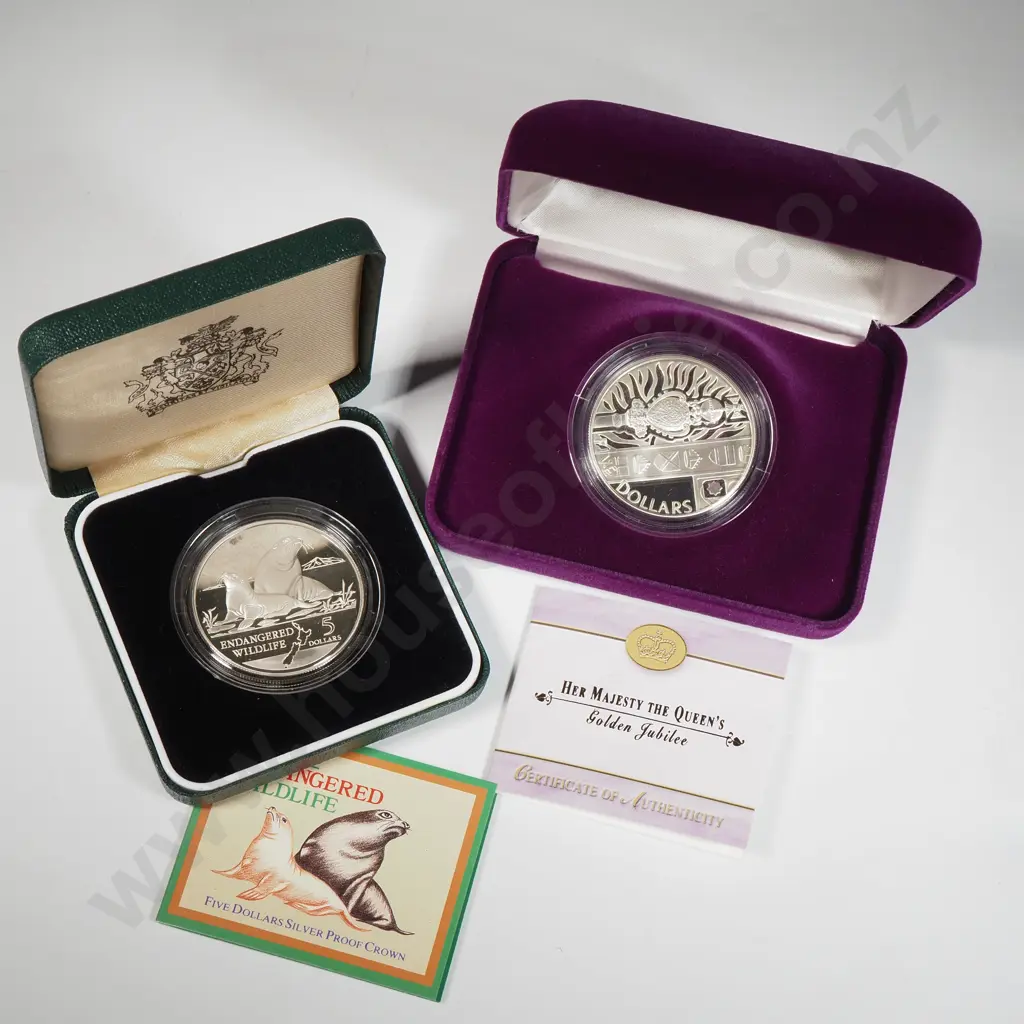 Two New Zealand Silver Proof Coins in Cases  Image 1++